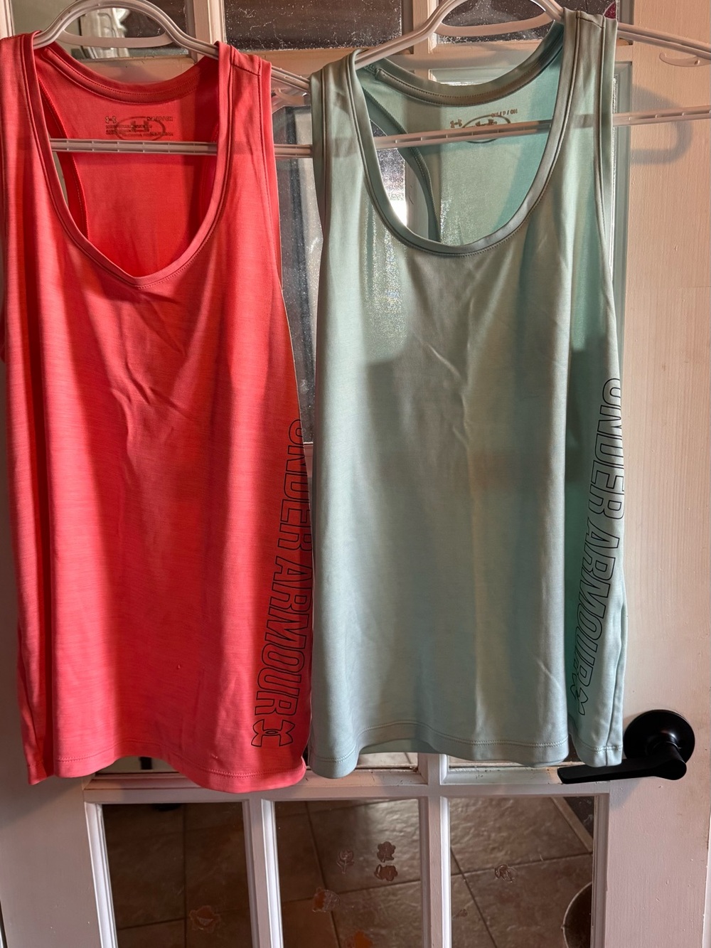 🩷🩵 Under Armour HeatGear Racerback Tank Bundle — Size Small - Picture 5 of 5